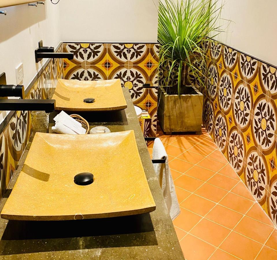 Patio Del Mundo Hotel Medellin Exterior photo