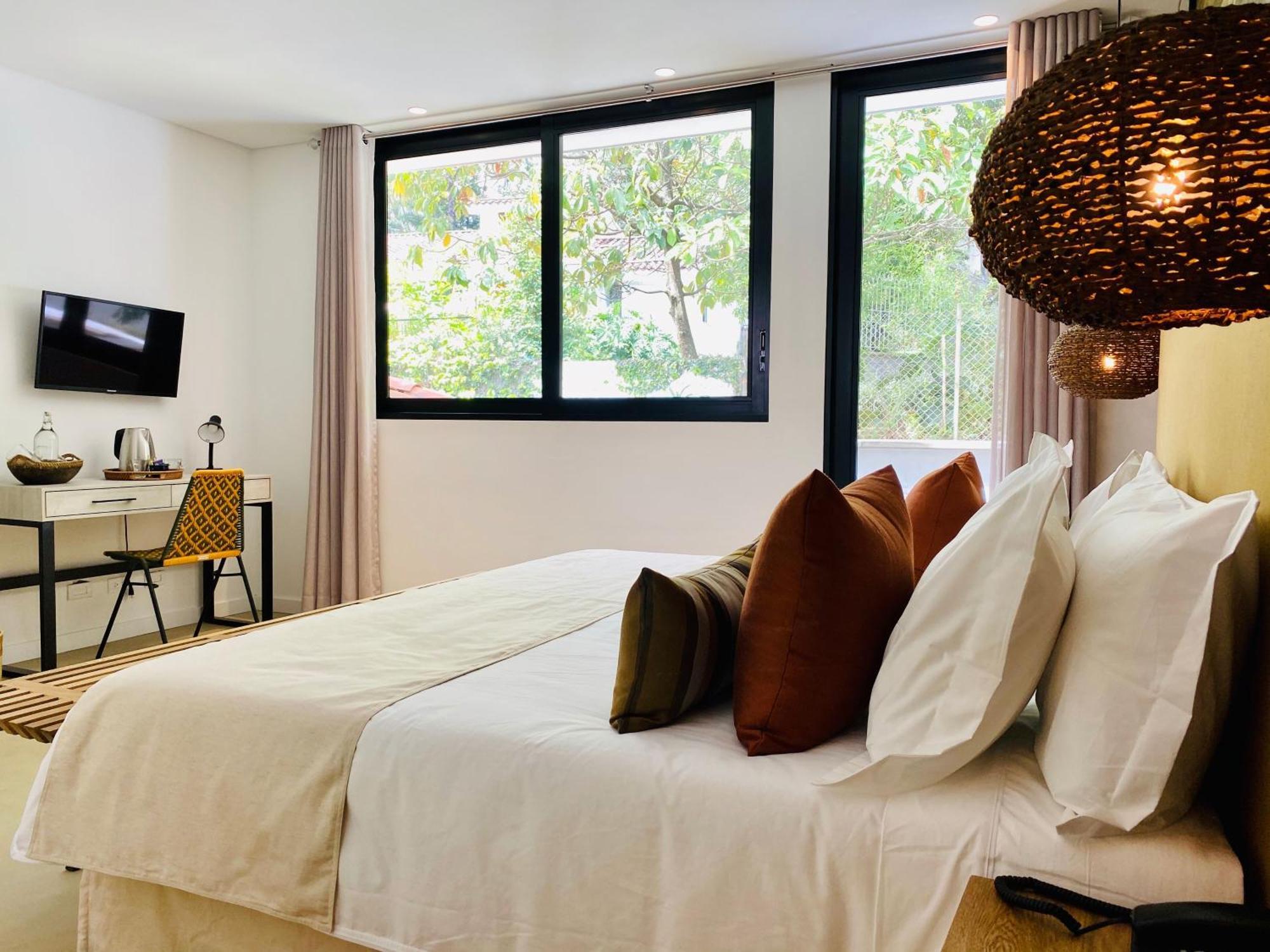 Patio Del Mundo Hotel Medellin Room photo